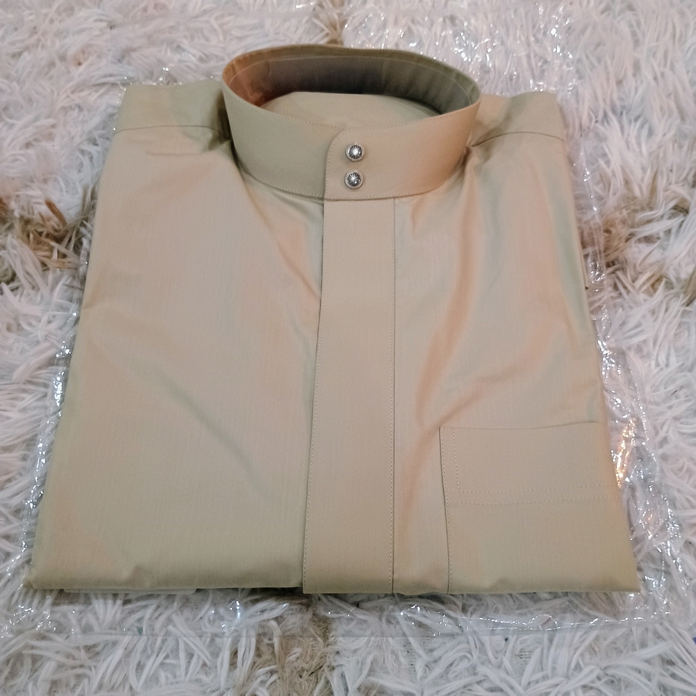 Elegant Men's Tan Thobe View 3